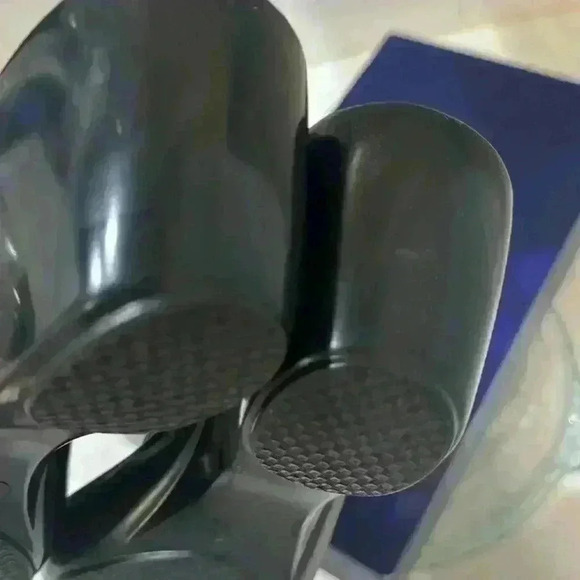 Athena Alexander Black Thong New Sandals with Rhinestones with BOX Size 7 - Picture 5 of 12